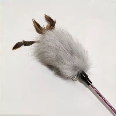 Luxuoso de arrelia Cat Toy Fox Feather Plush Teasing Cat Stick With Handle do animal de estimação