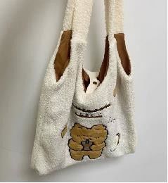 Um saco feito sob encomenda enchido de compra Harajuku japonês do luxuoso da trouxa do urso do ombro